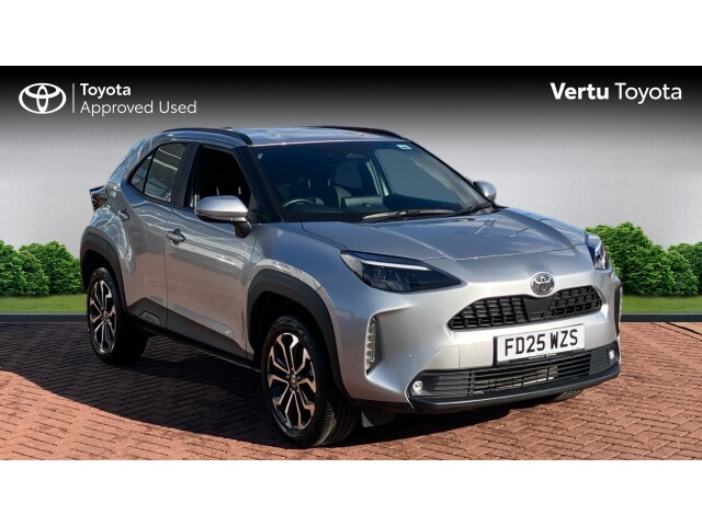Main listing image - Toyota Yaris Cross