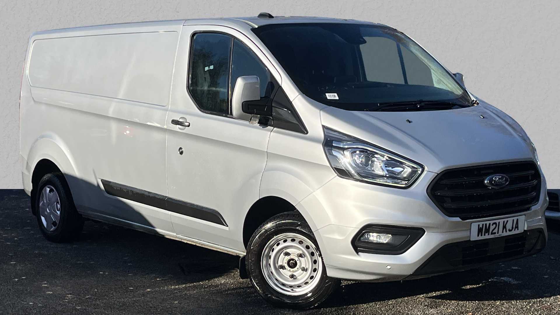 Main listing image - Ford Transit Custom