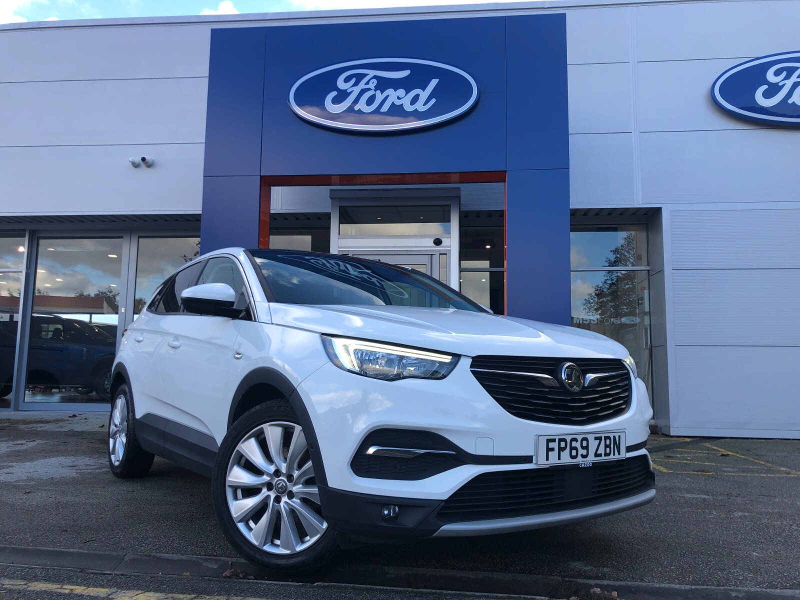 Main listing image - Vauxhall Grandland X