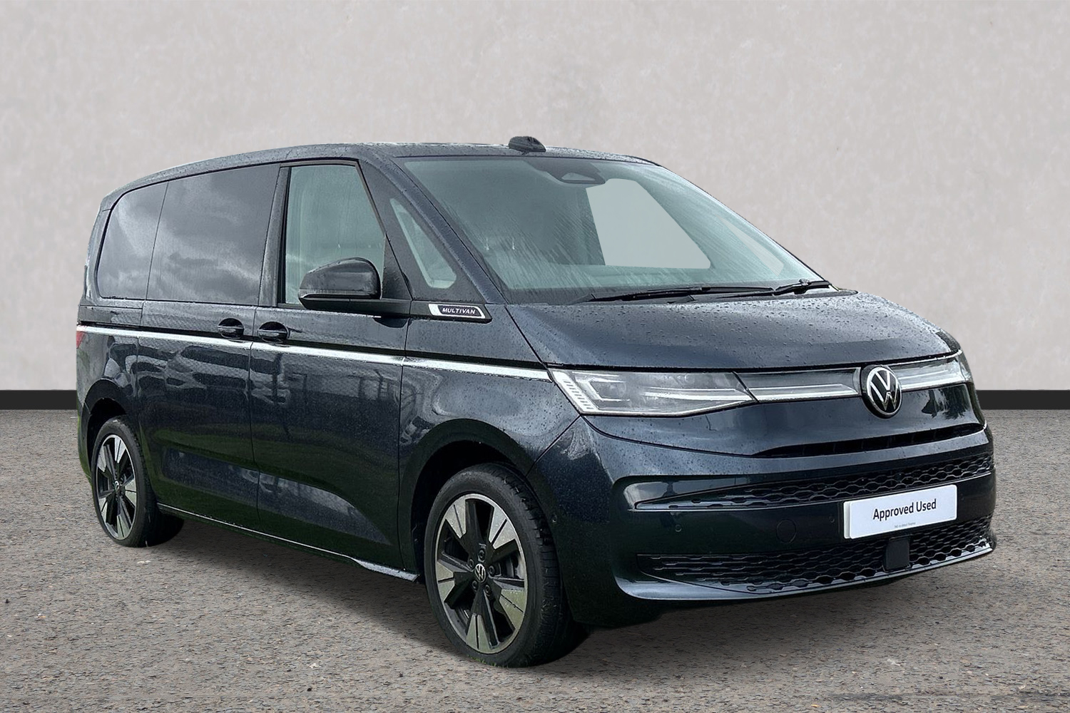 Main listing image - Volkswagen Multivan
