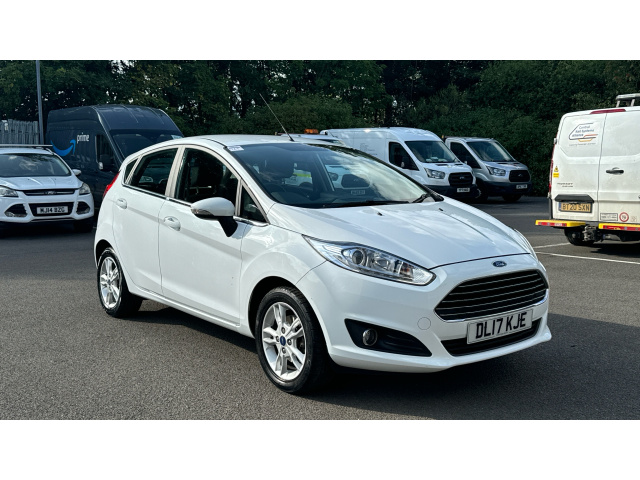 Main listing image - Ford Fiesta