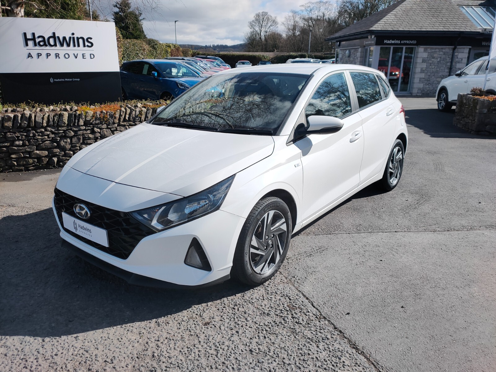 Main listing image - Hyundai i20