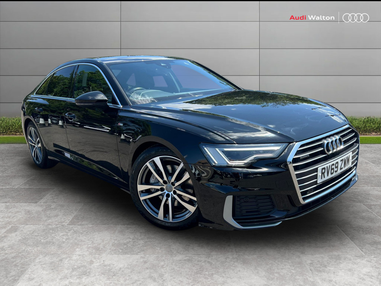 Main listing image - Audi A6