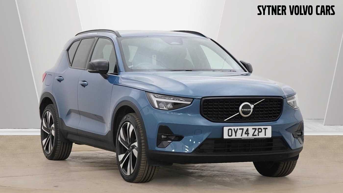 Main listing image - Volvo XC40