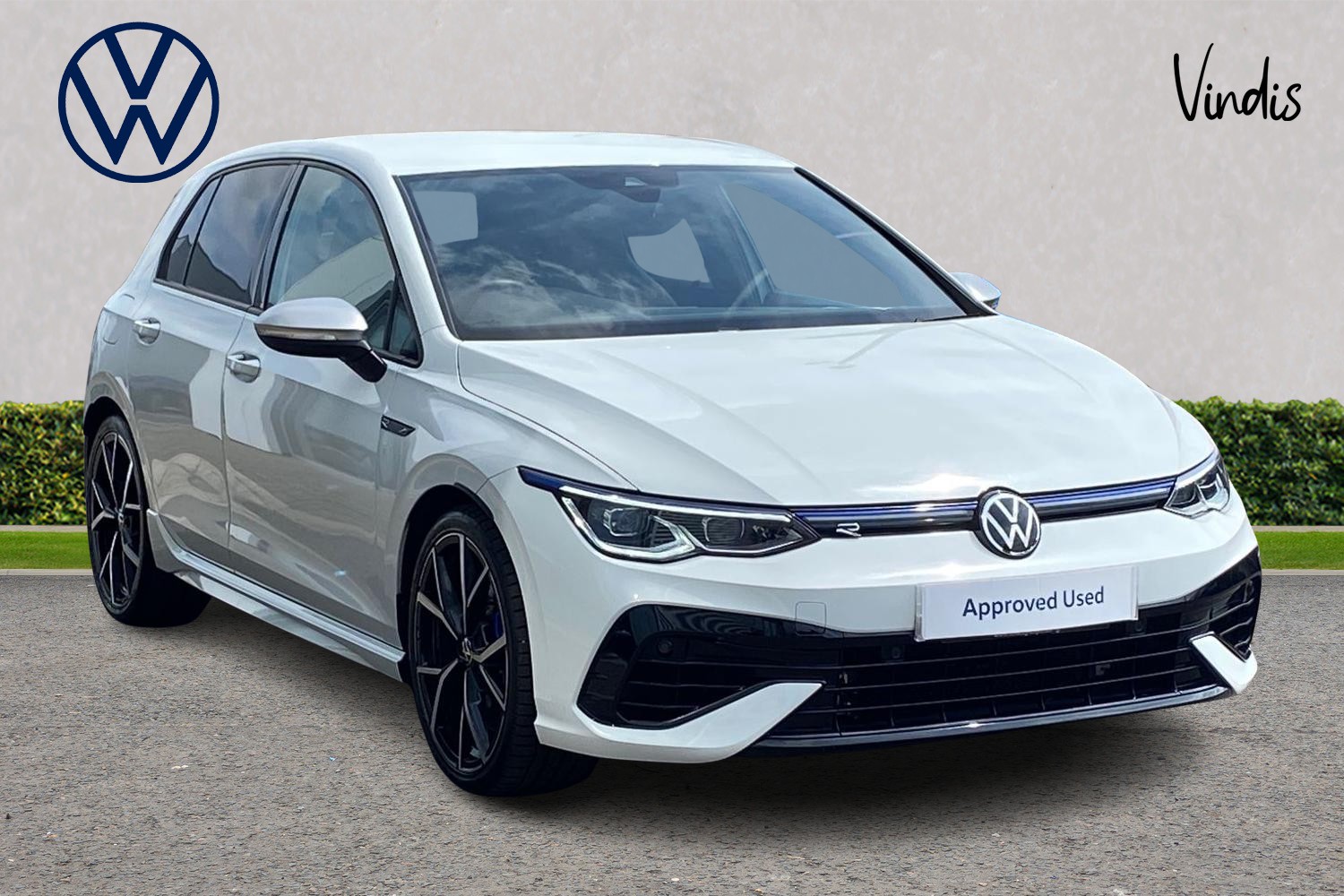 Main listing image - Volkswagen Golf R