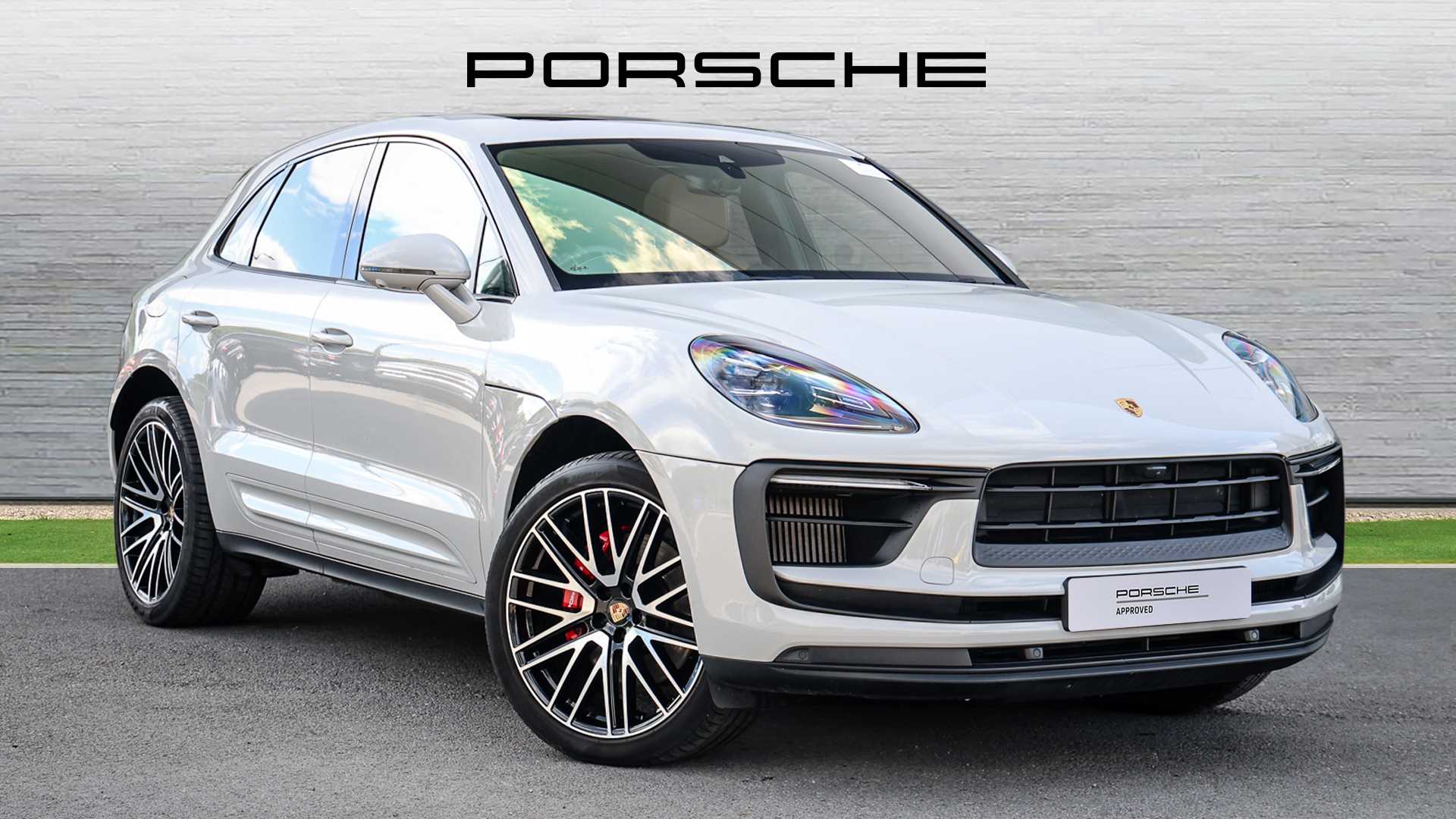 Main listing image - Porsche Macan