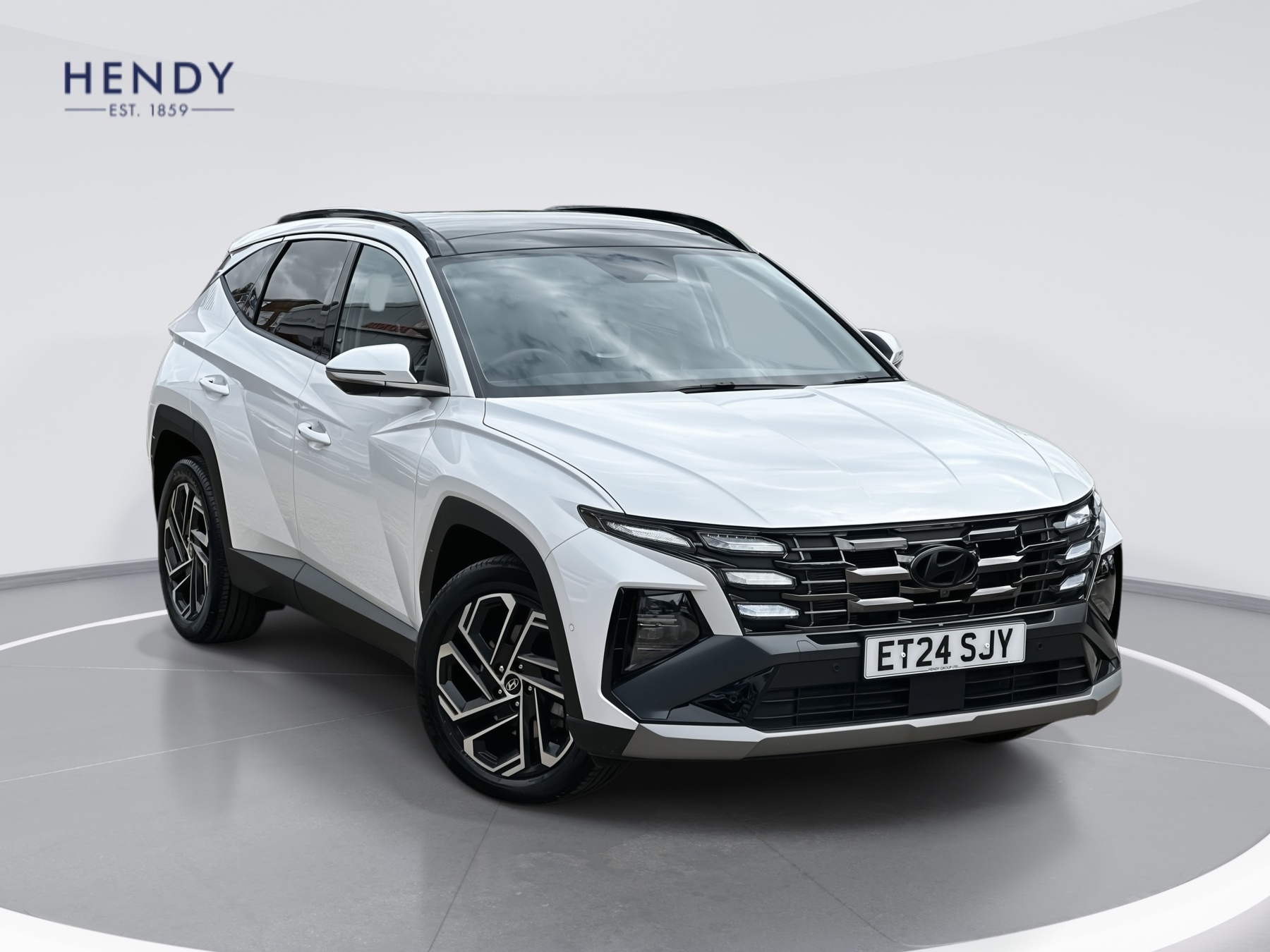 Main listing image - Hyundai Tucson
