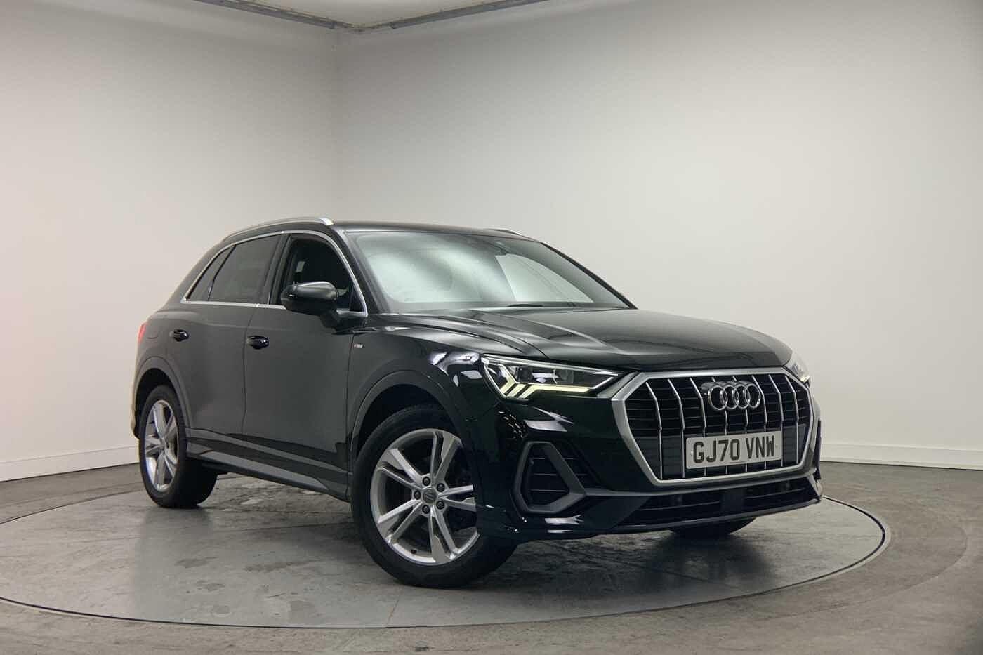 Main listing image - Audi Q3