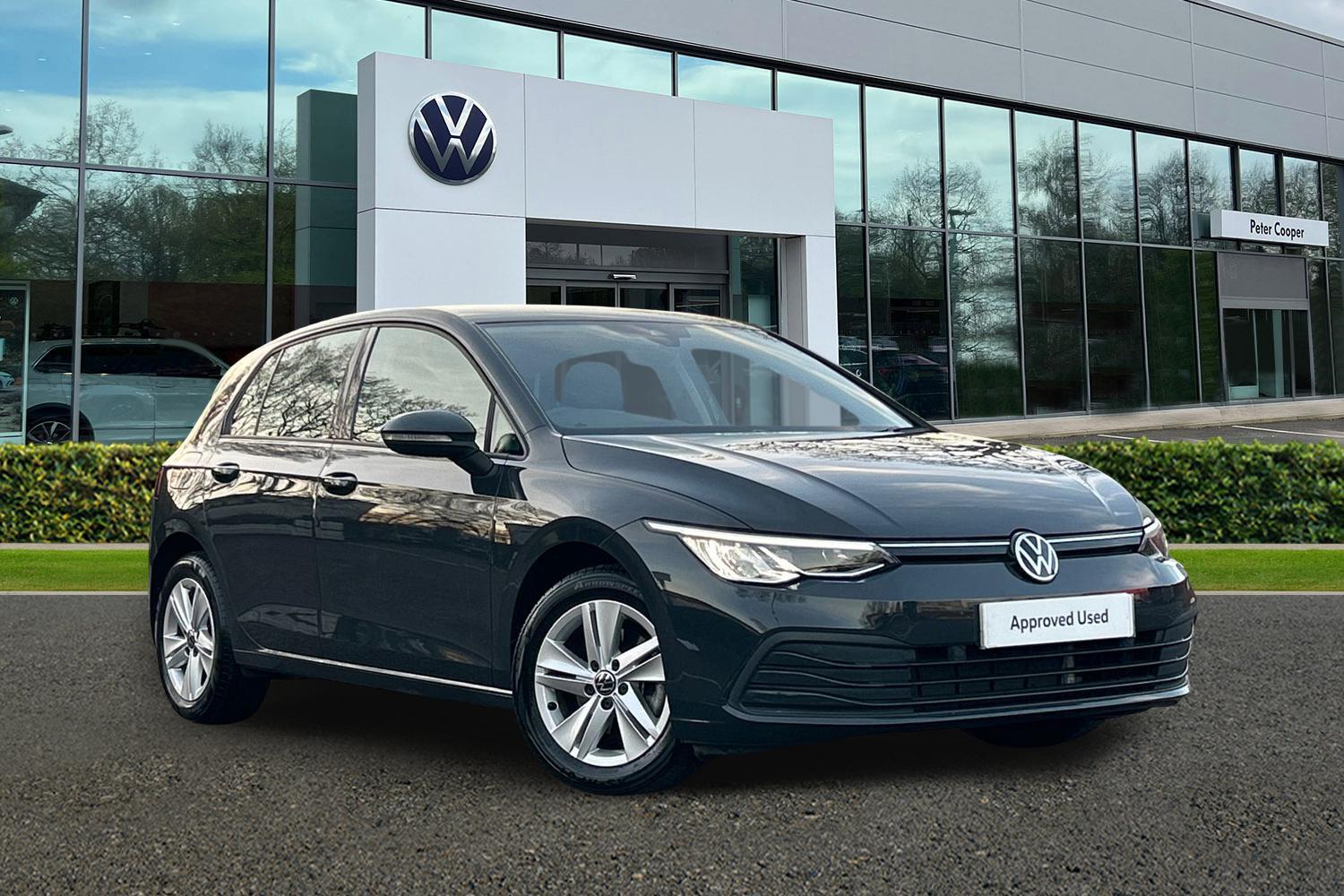 Main listing image - Volkswagen Golf