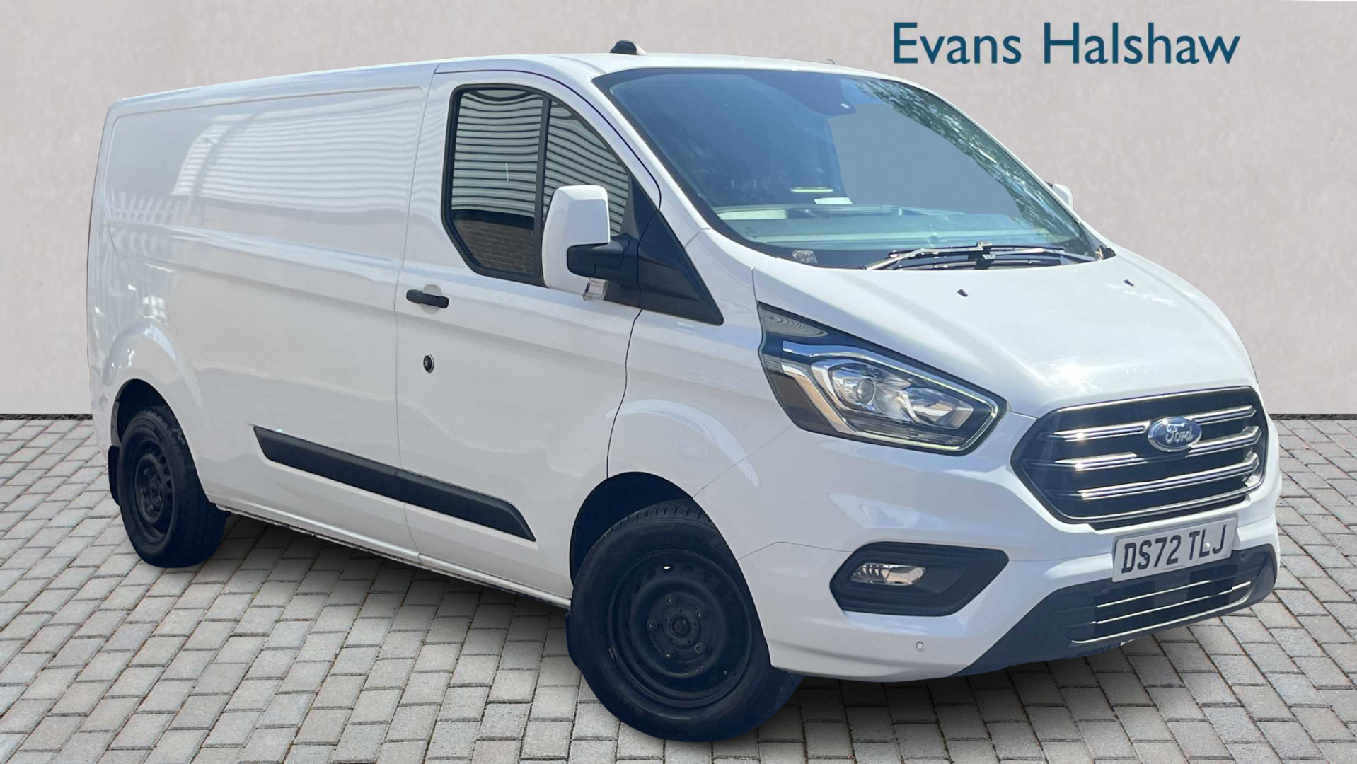 Main listing image - Ford Transit Custom
