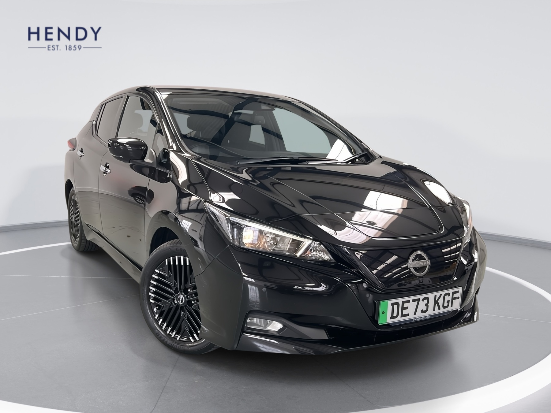 Main listing image - Nissan Leaf