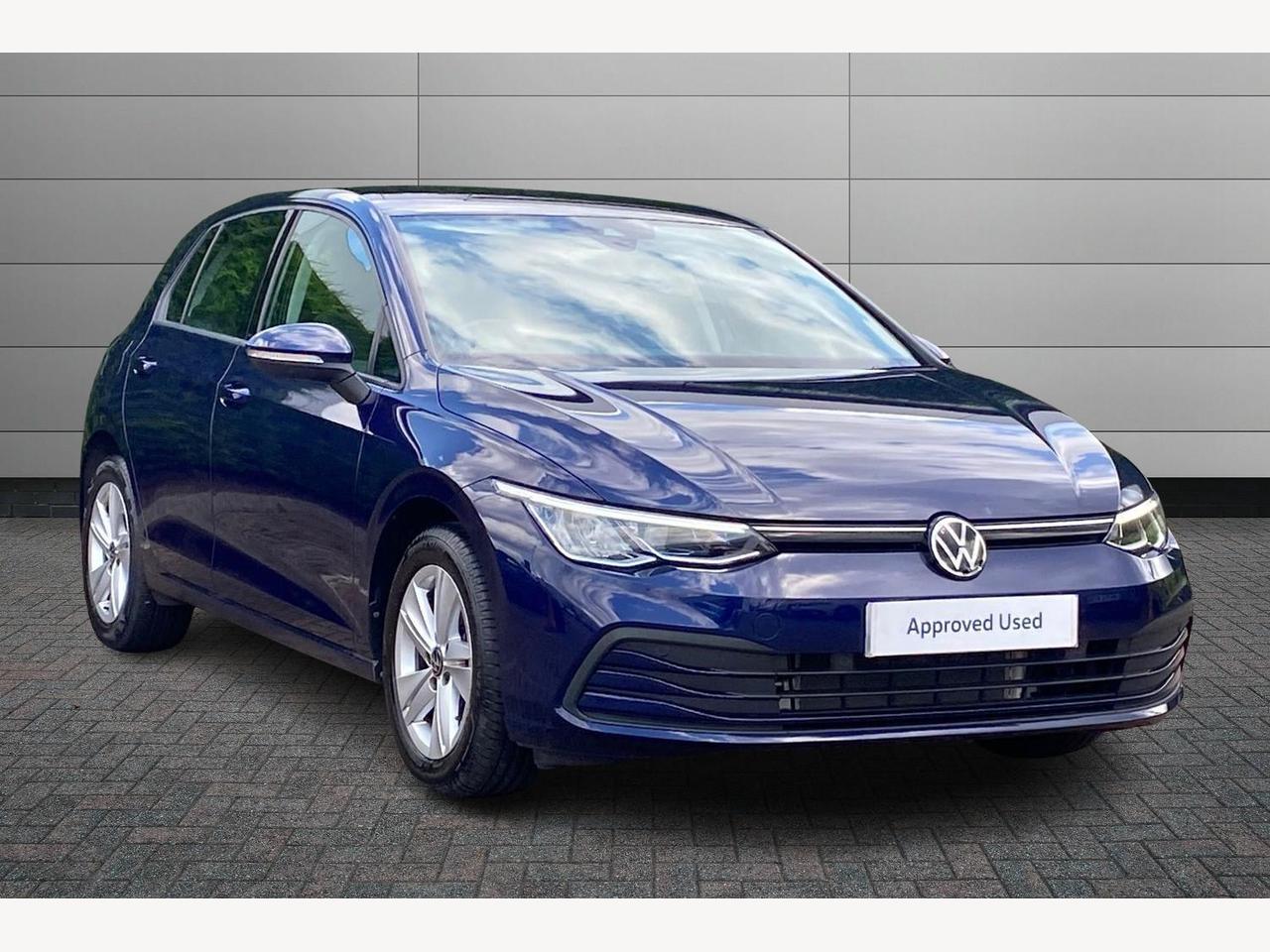 Main listing image - Volkswagen Golf