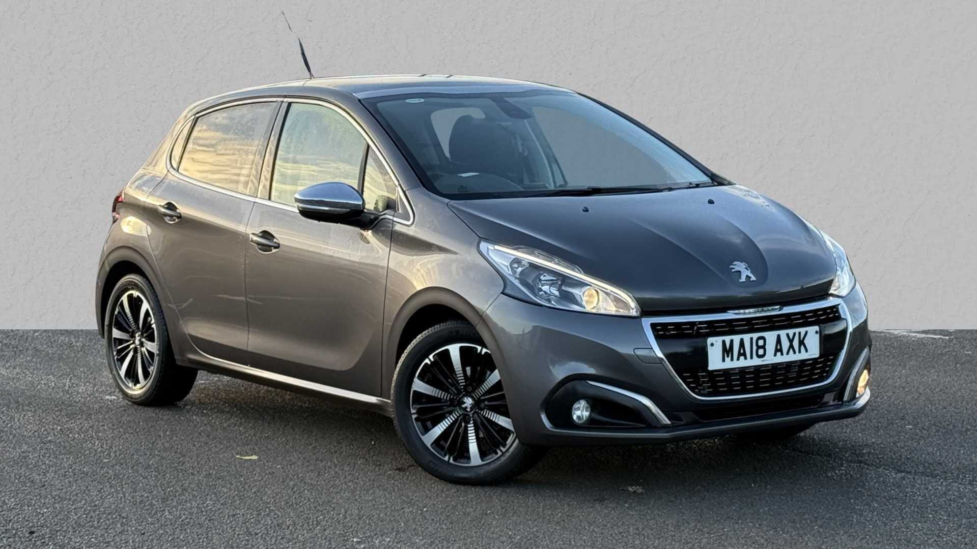 Main listing image - Peugeot 208