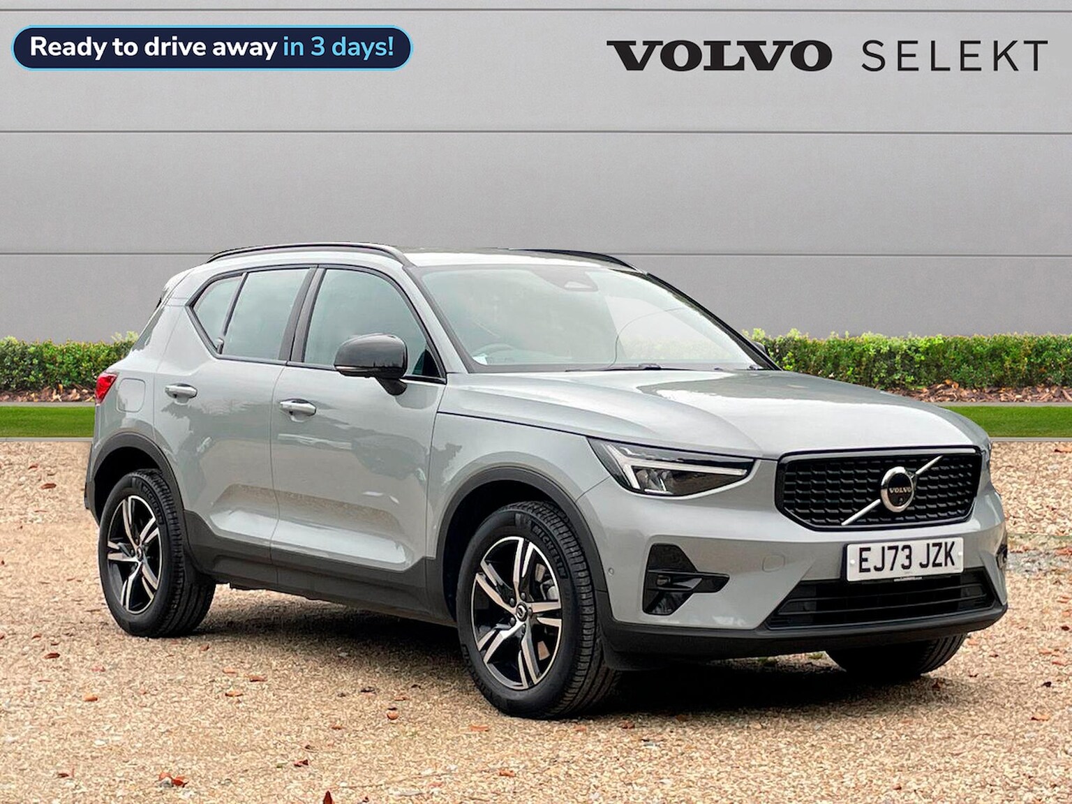 Main listing image - Volvo XC40