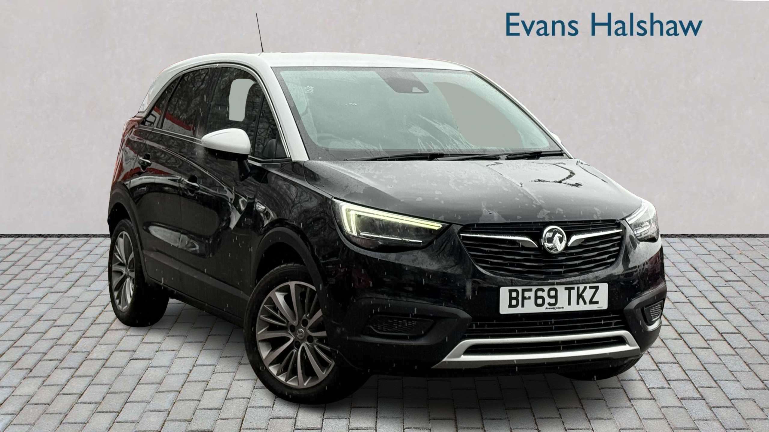 Main listing image - Vauxhall Crossland X