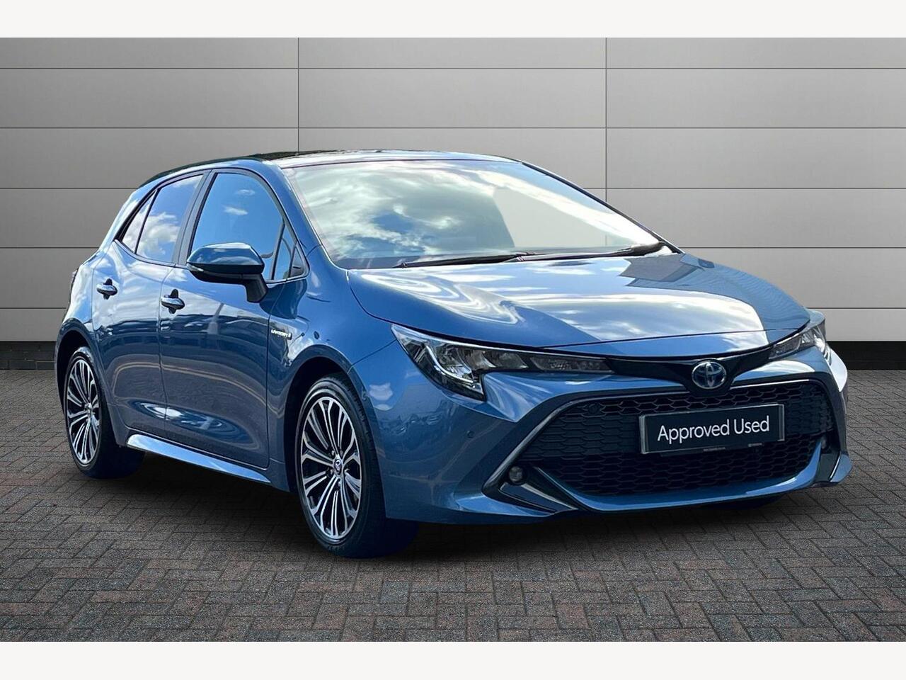 Main listing image - Toyota Corolla