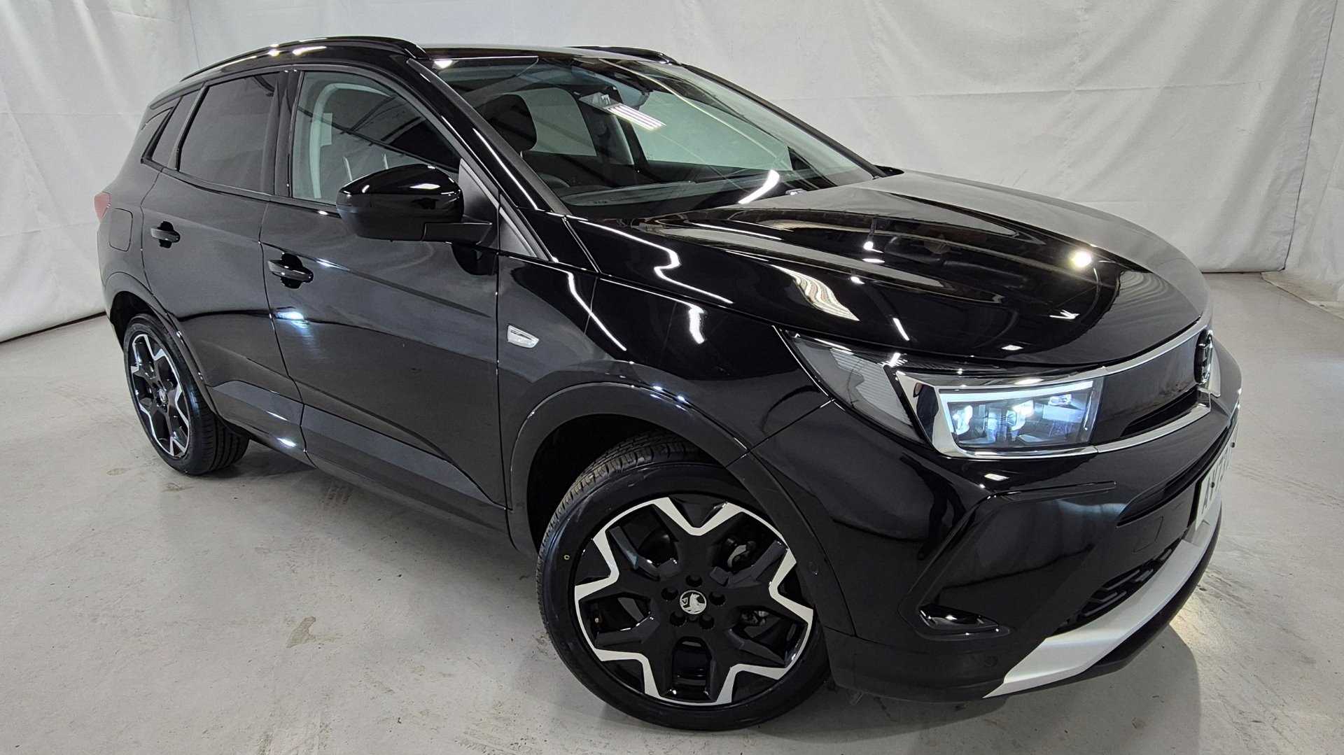 Main listing image - Vauxhall Grandland
