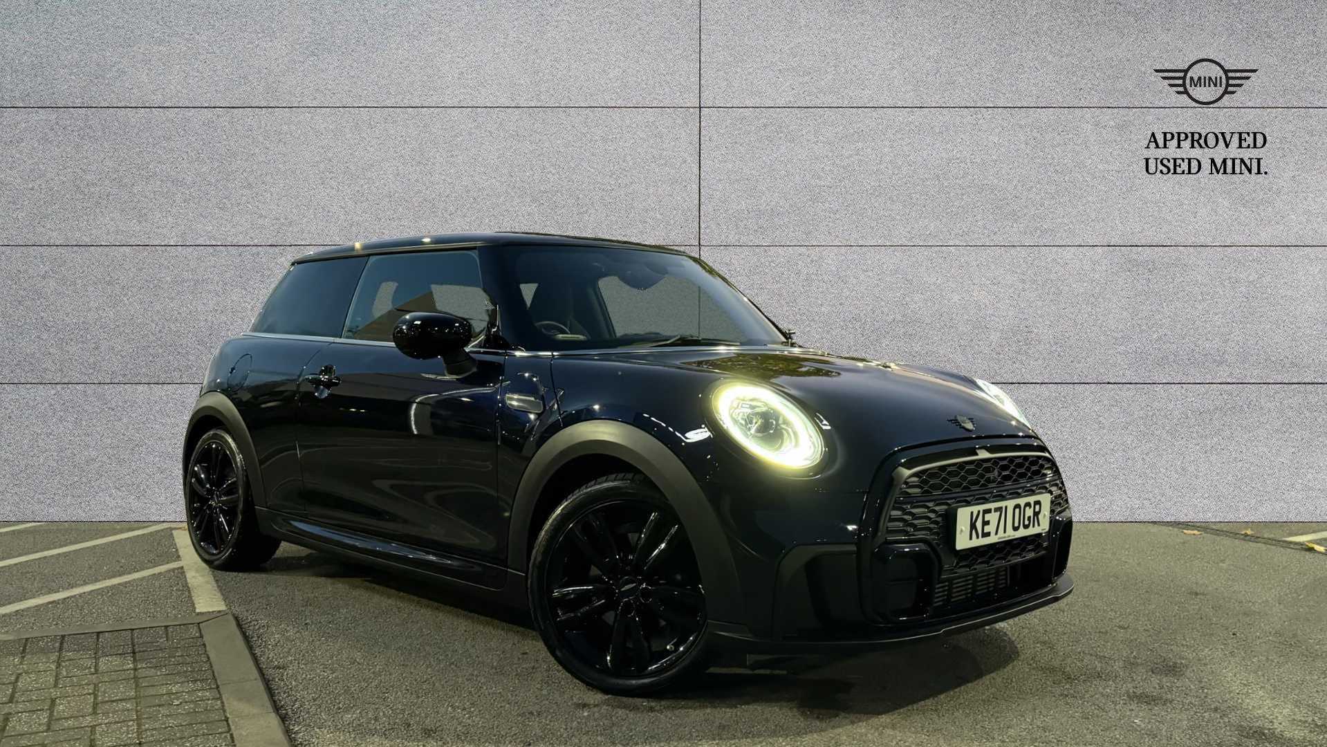 Main listing image - MINI Hatchback