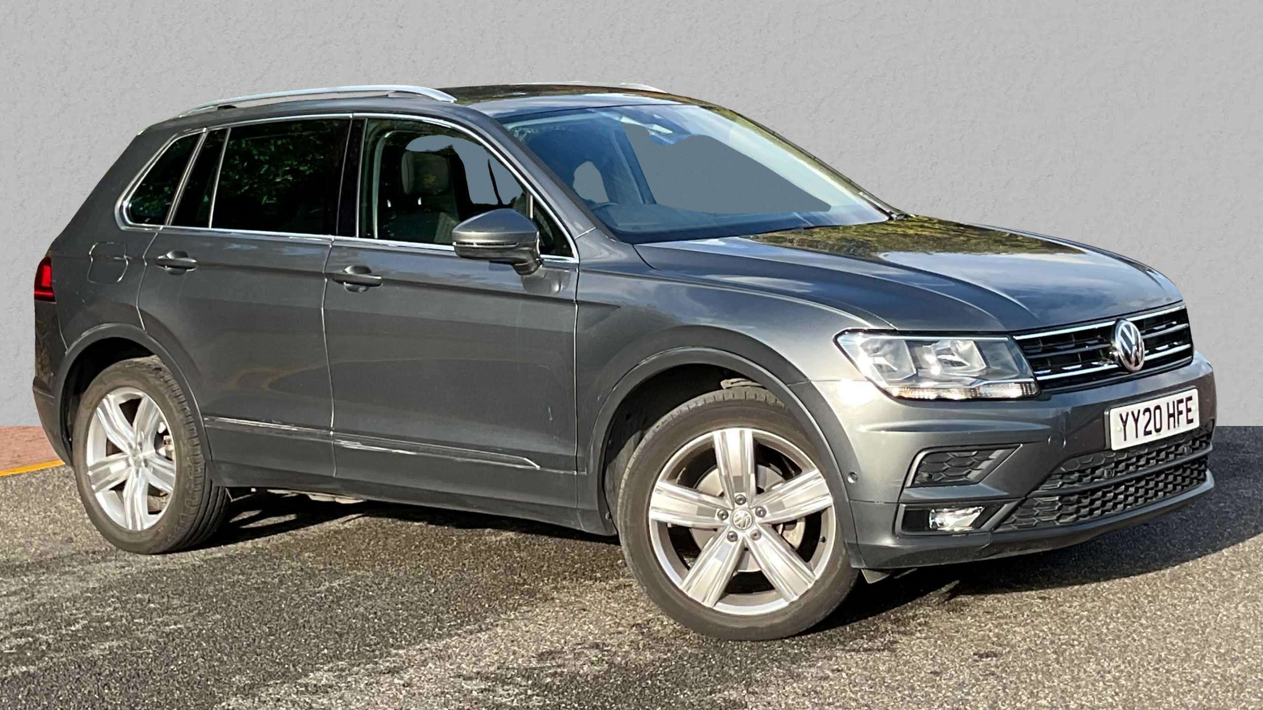 Main listing image - Volkswagen Tiguan