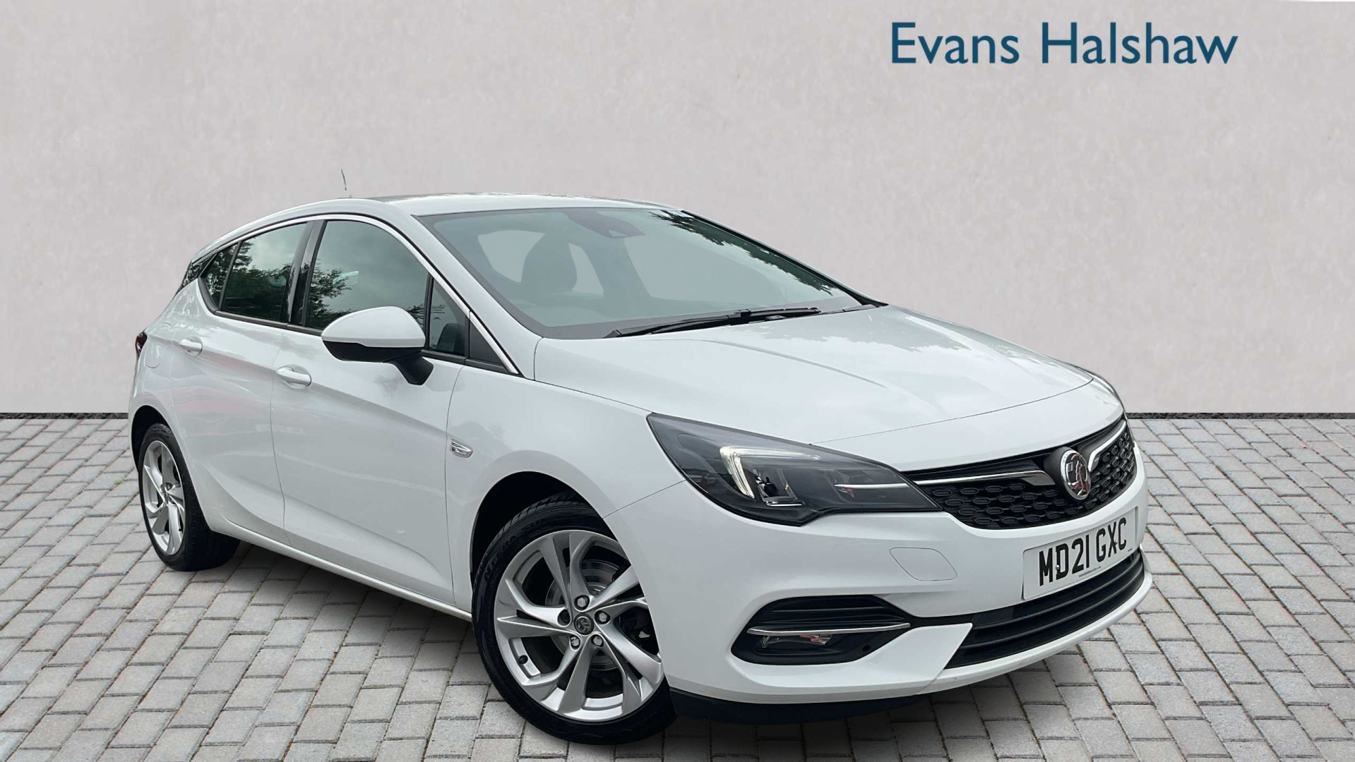 Main listing image - Vauxhall Astra