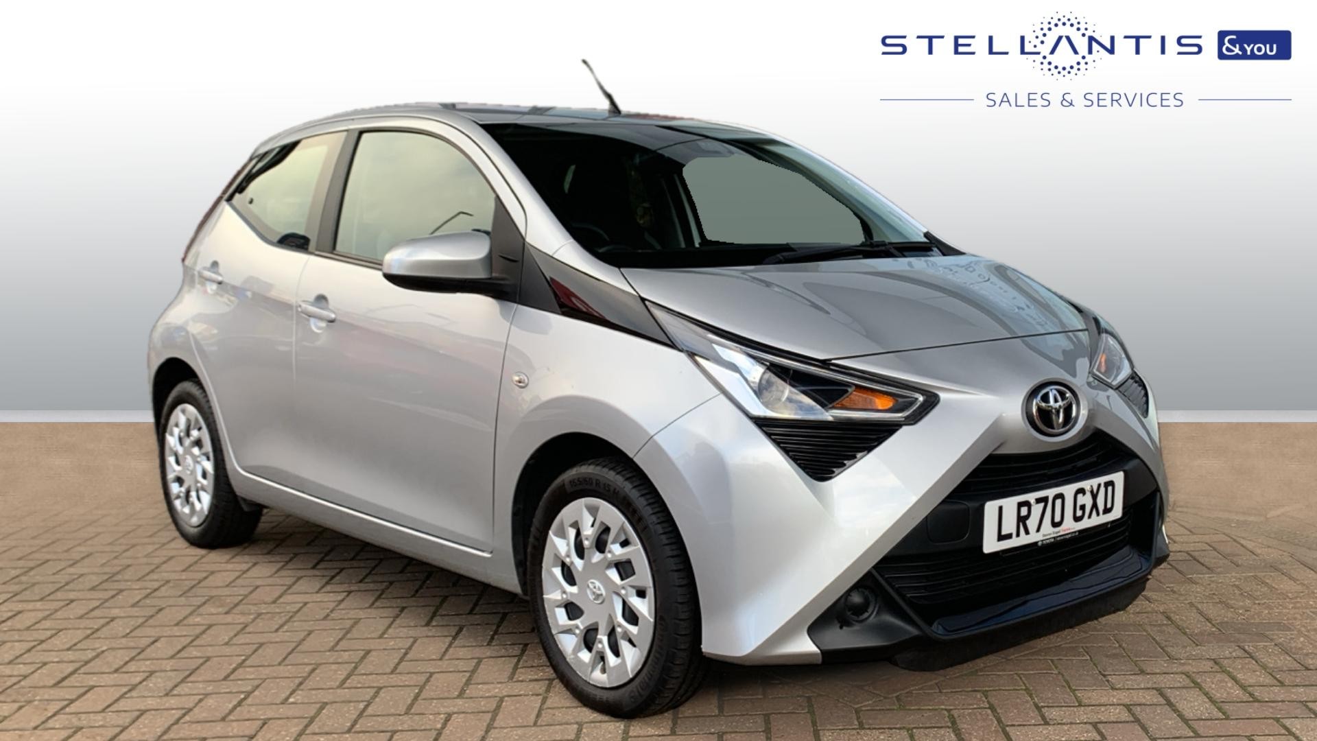 Main listing image - Toyota Aygo