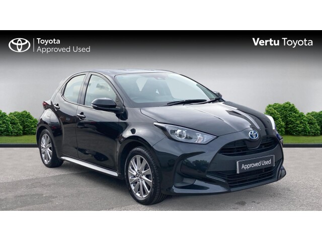 Main listing image - Toyota Yaris