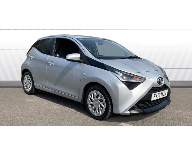 Main listing image - Toyota Aygo