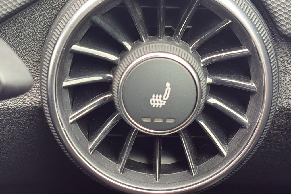 Main listing image - Audi TT