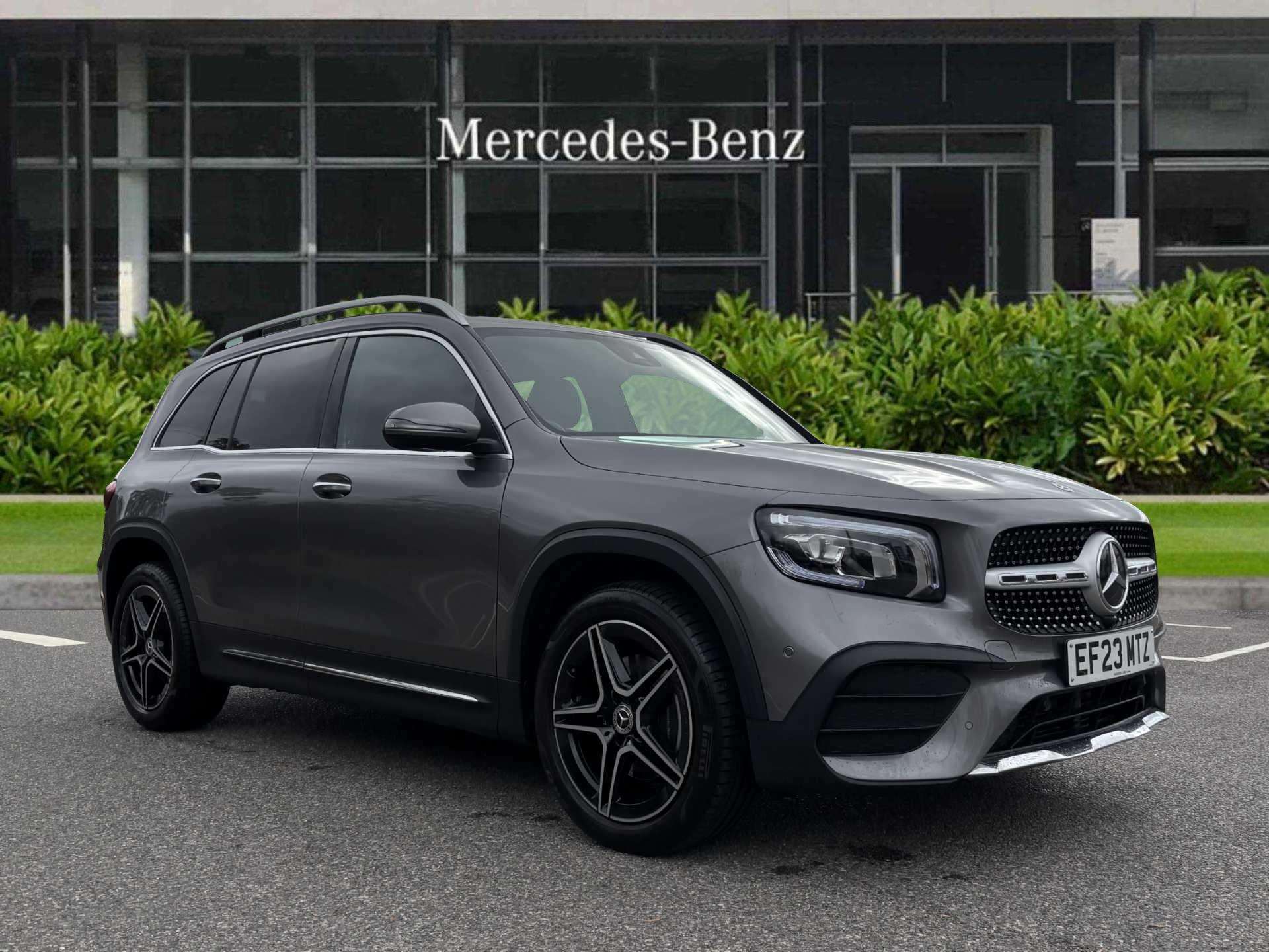 Main listing image - Mercedes-Benz GLB