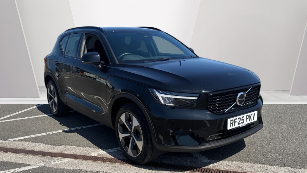 Main listing image - Volvo XC40
