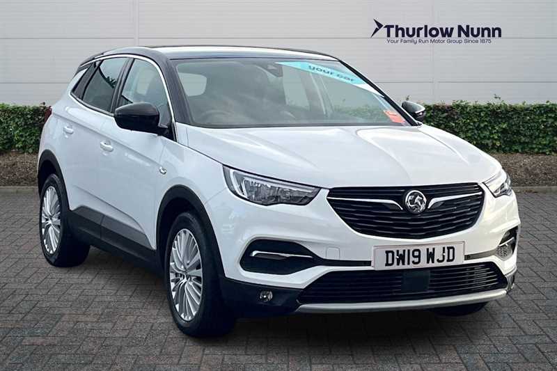 Main listing image - Vauxhall Grandland X