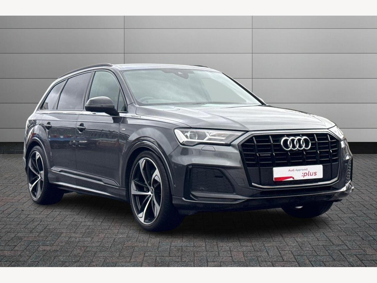 Main listing image - Audi Q7