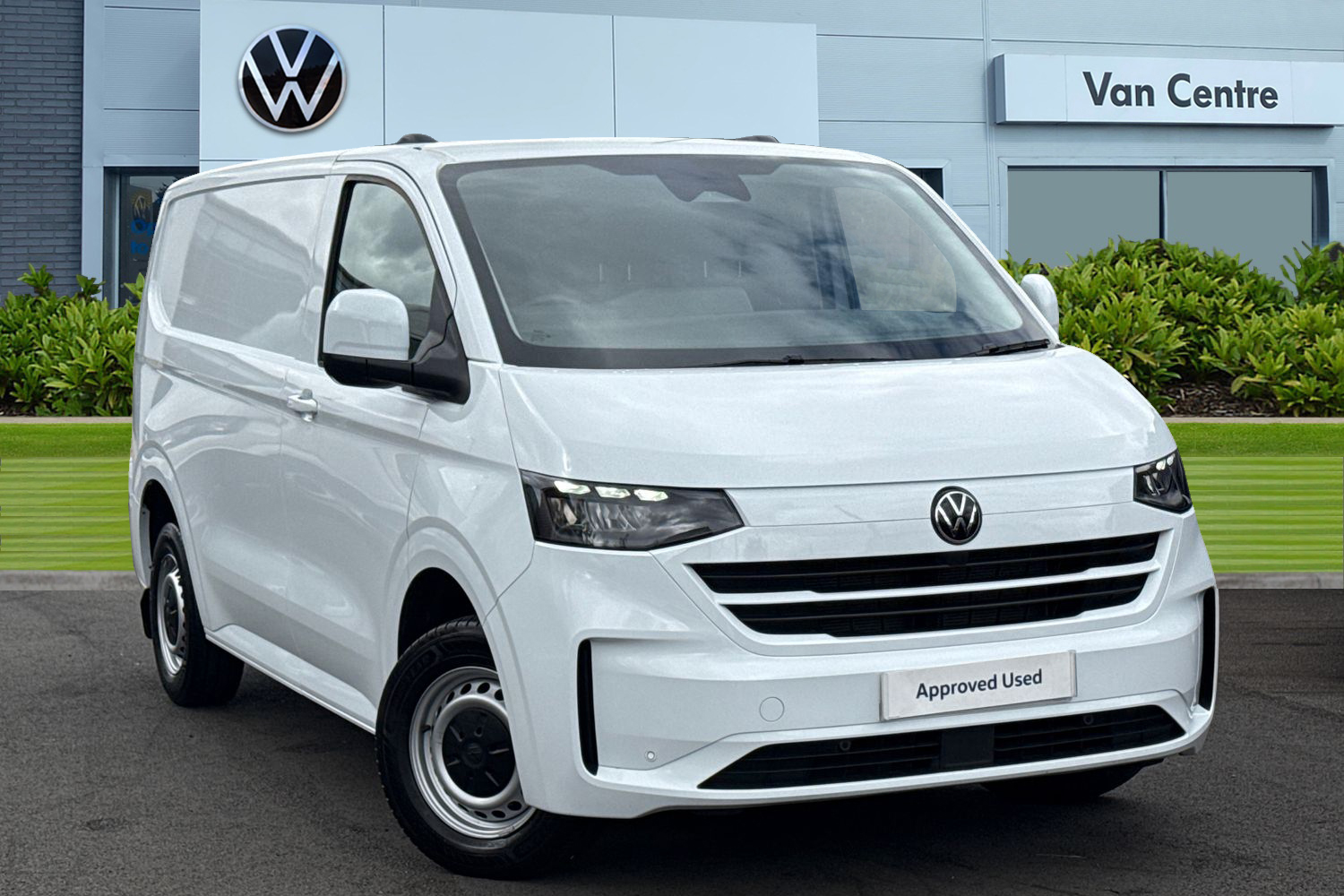 Main listing image - Volkswagen Transporter