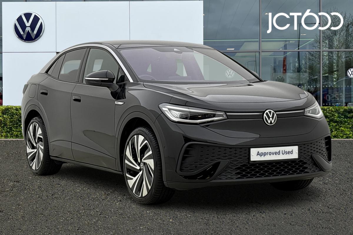 Main listing image - Volkswagen ID.5