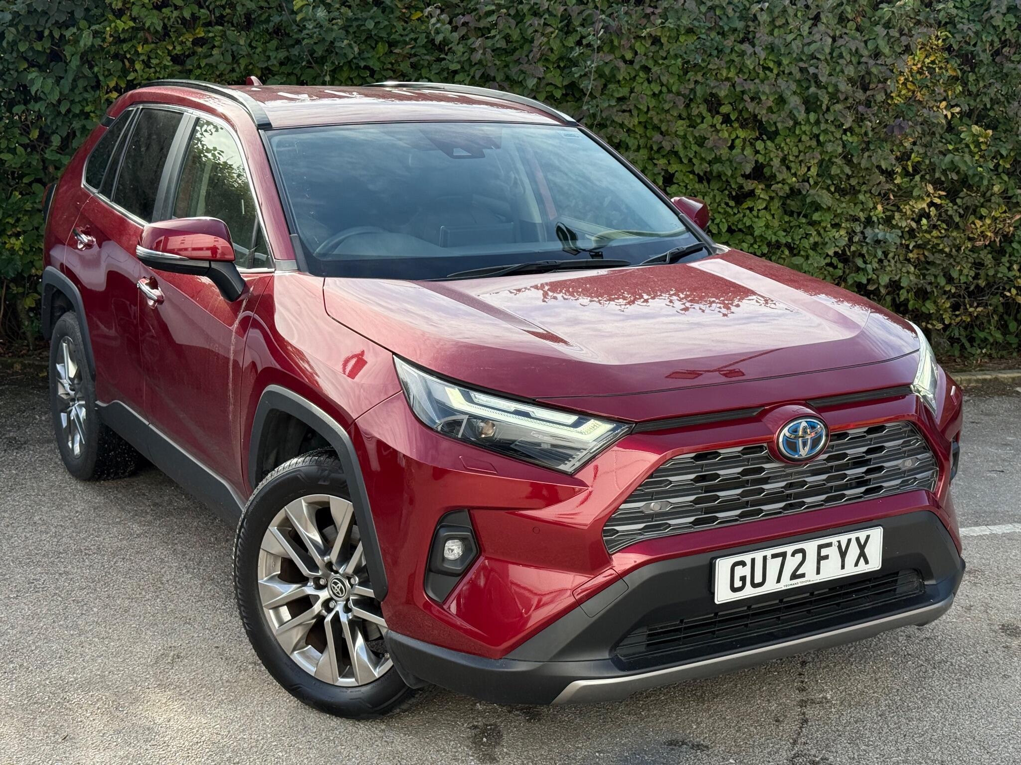 Main listing image - Toyota RAV4