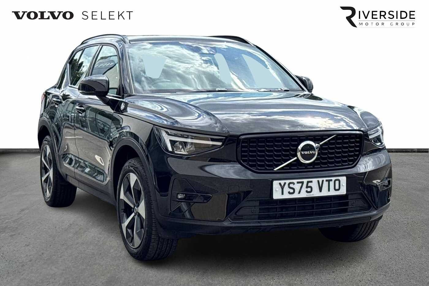 Main listing image - Volvo XC40
