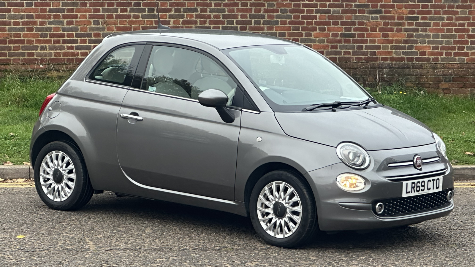 Main listing image - Fiat 500