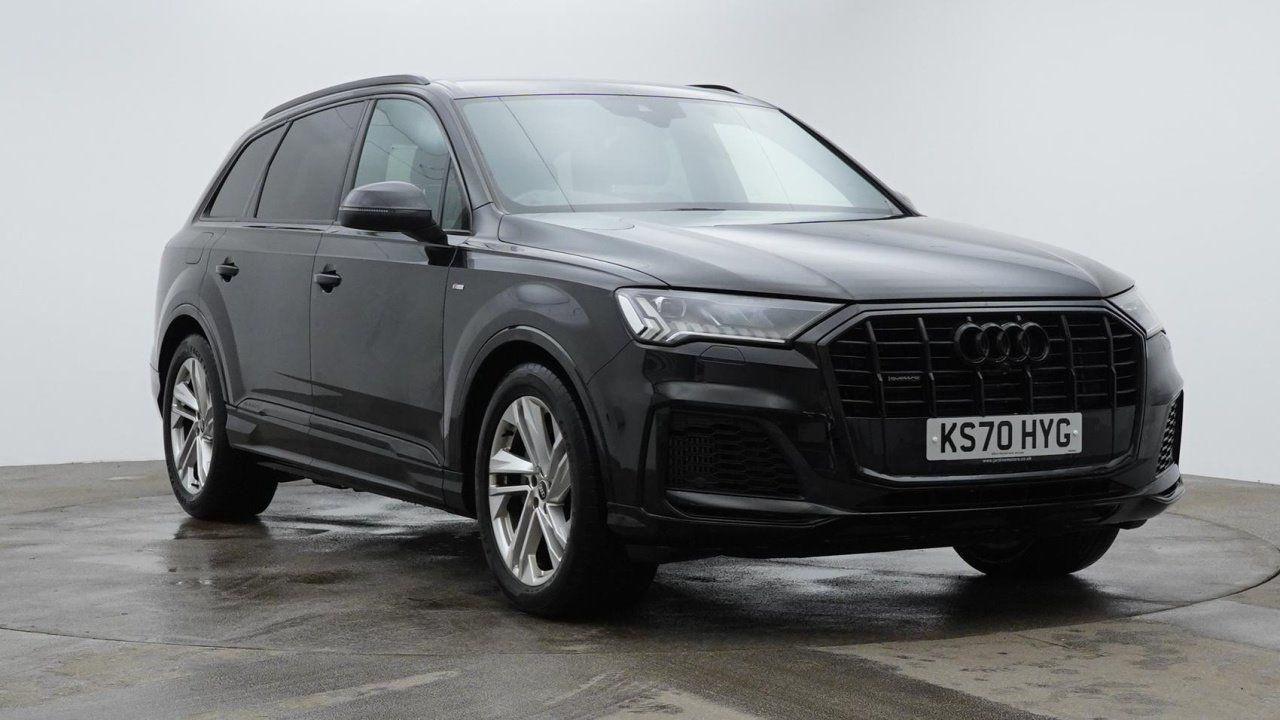 Main listing image - Audi Q7