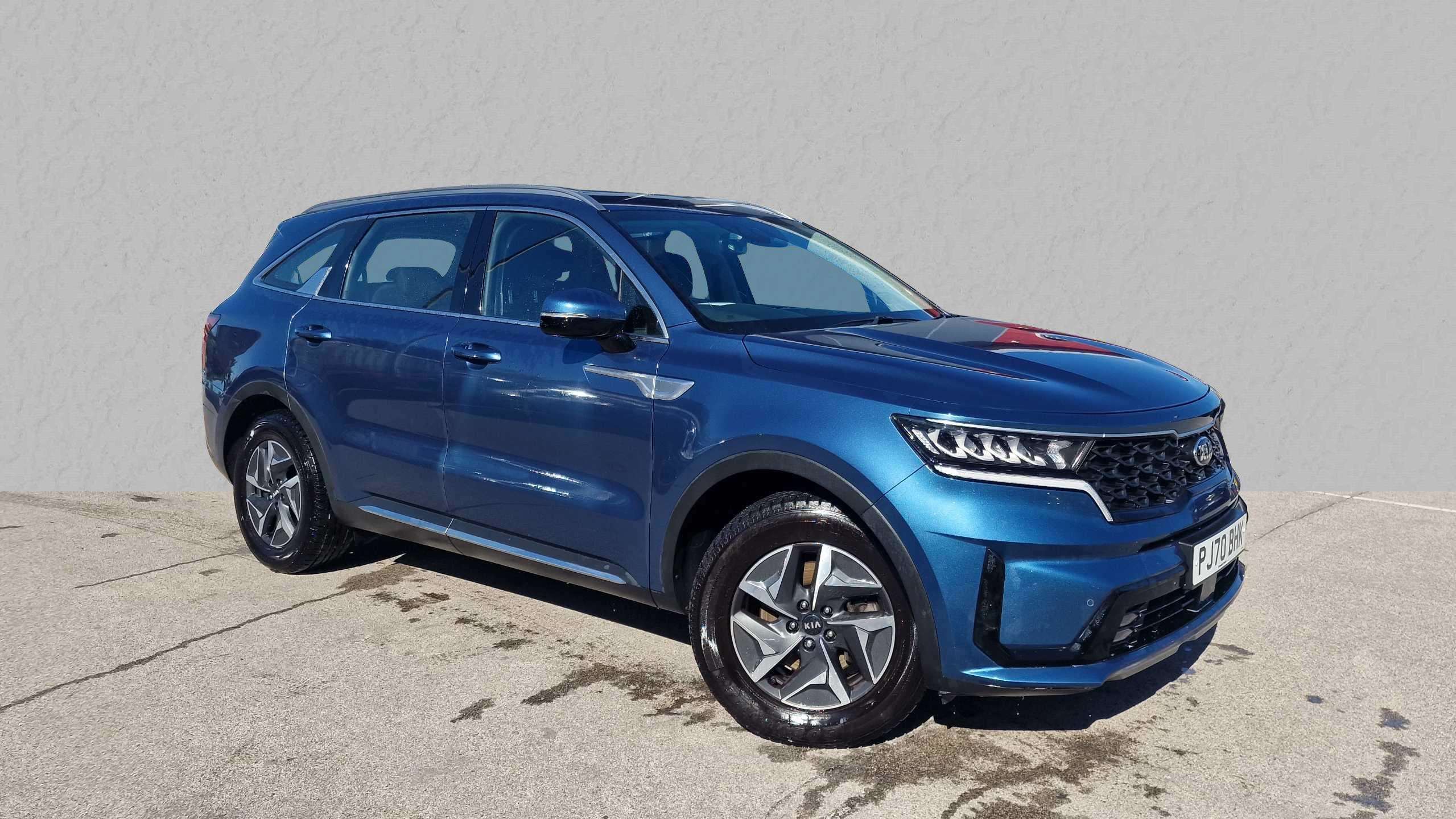 Main listing image - Kia Sorento