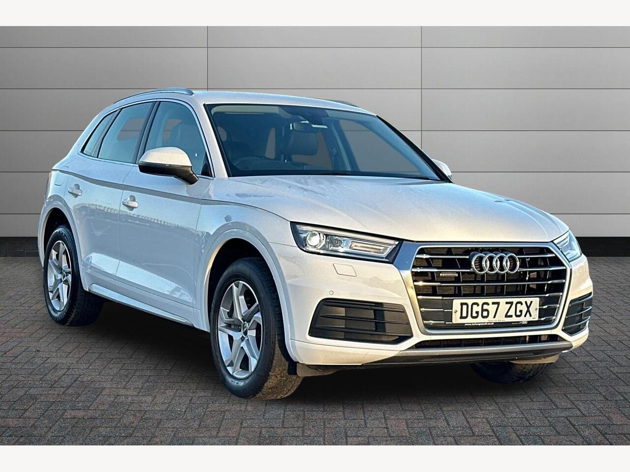 Main listing image - Audi Q5