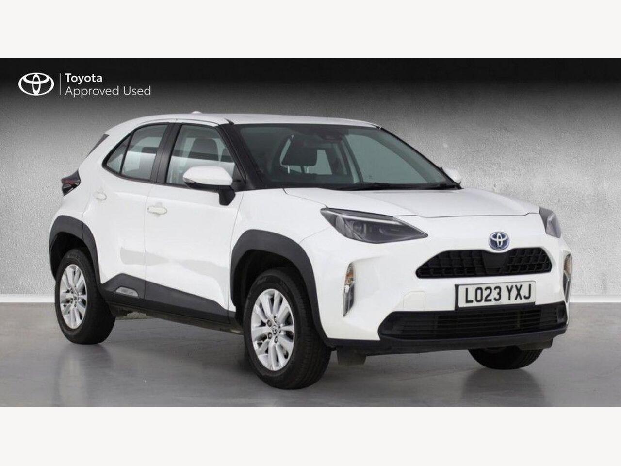 Main listing image - Toyota Yaris Cross