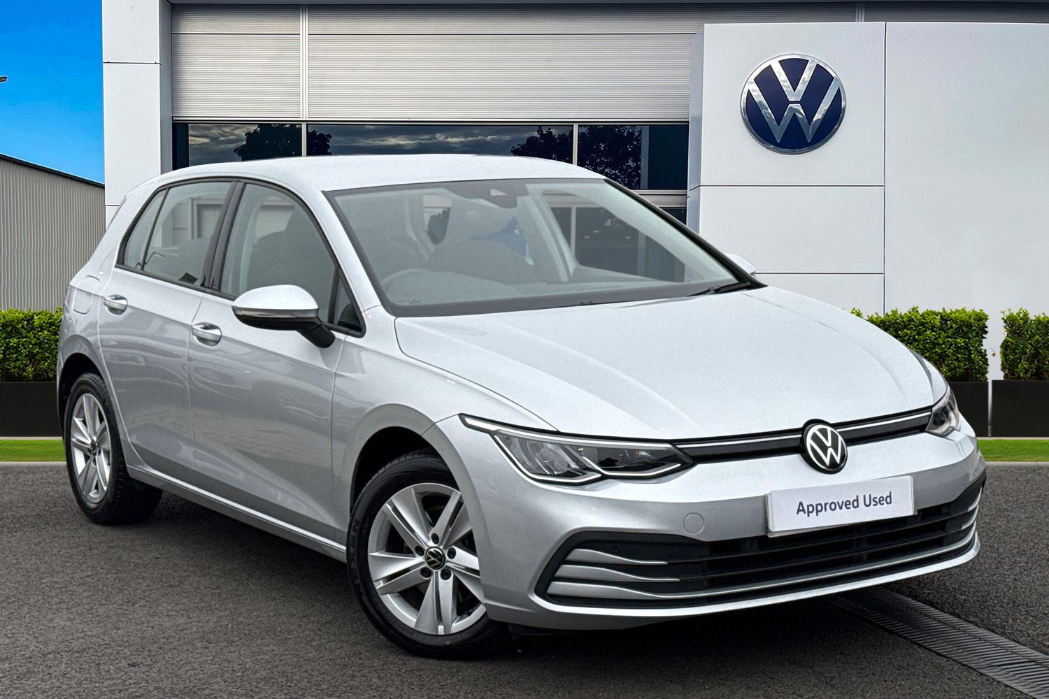 Main listing image - Volkswagen Golf