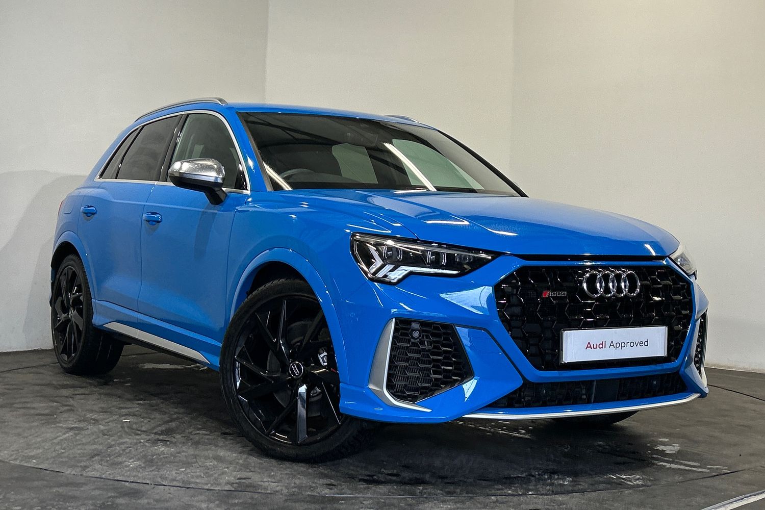 Main listing image - Audi RS Q3