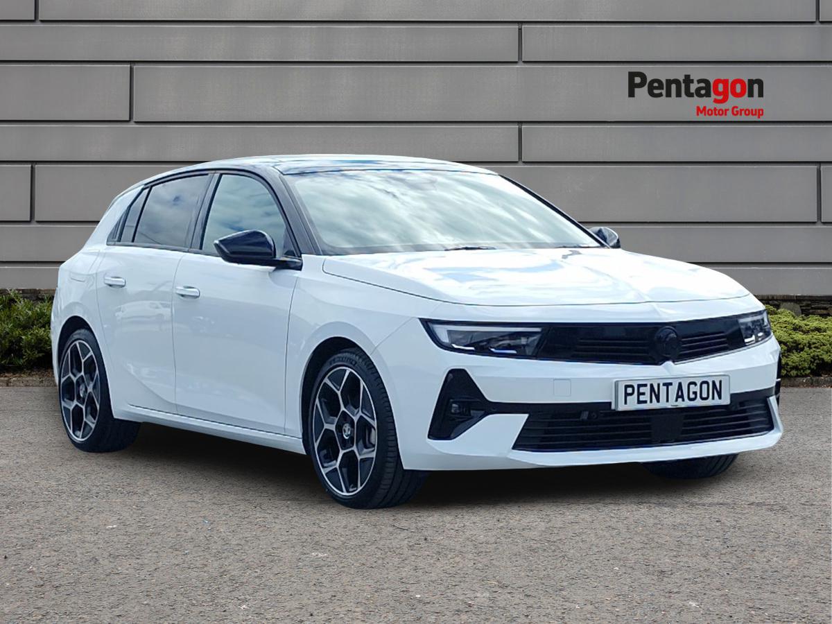 Main listing image - Vauxhall Astra