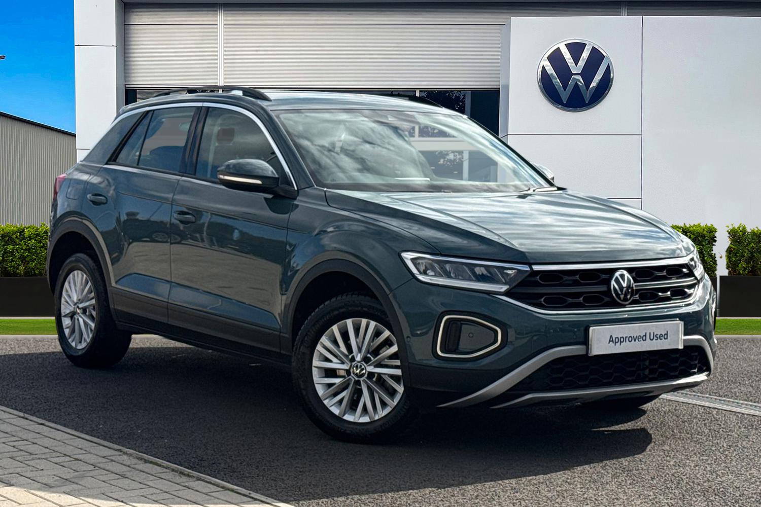 Main listing image - Volkswagen T-Roc
