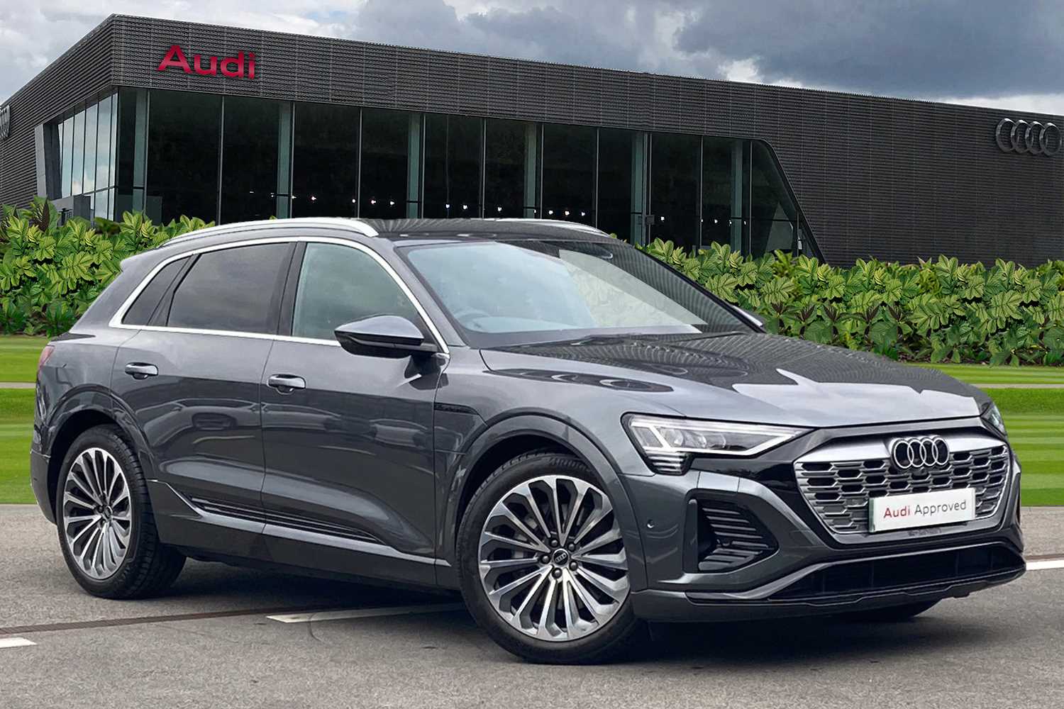 Main listing image - Audi Q8 e-tron