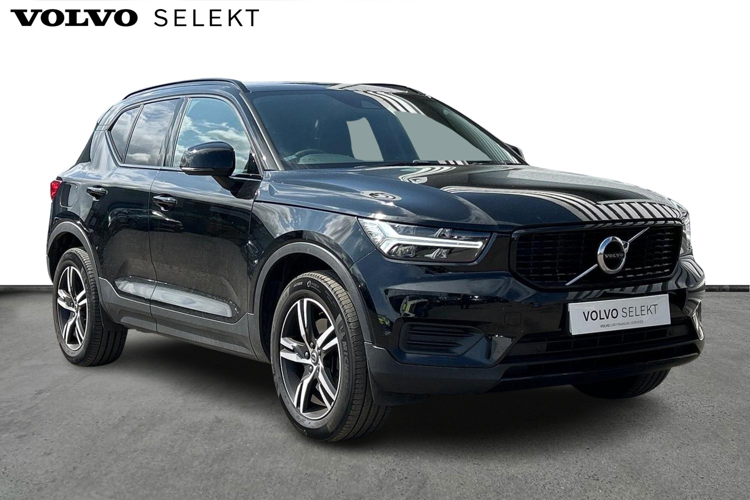 Main listing image - Volvo XC40