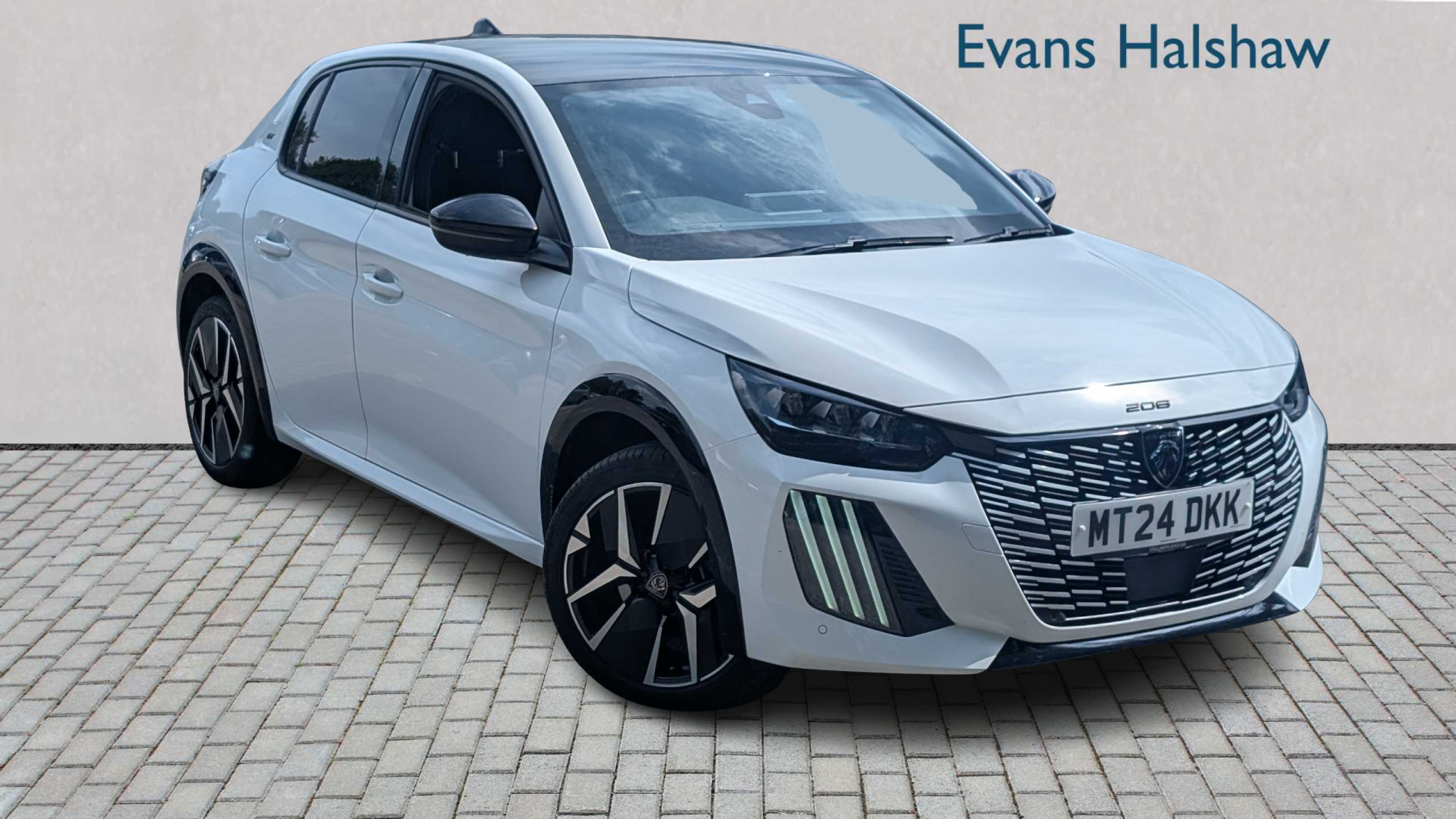 Main listing image - Peugeot 208