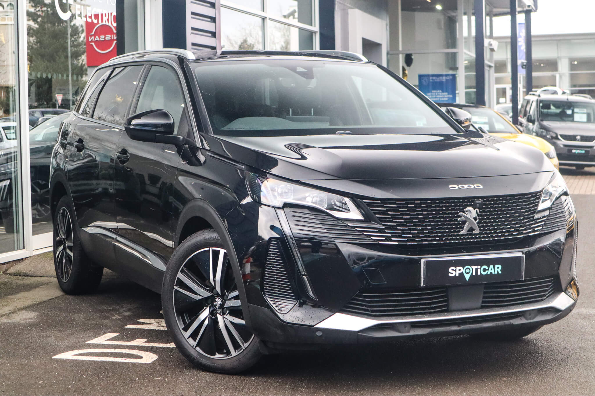 Main listing image - Peugeot 5008