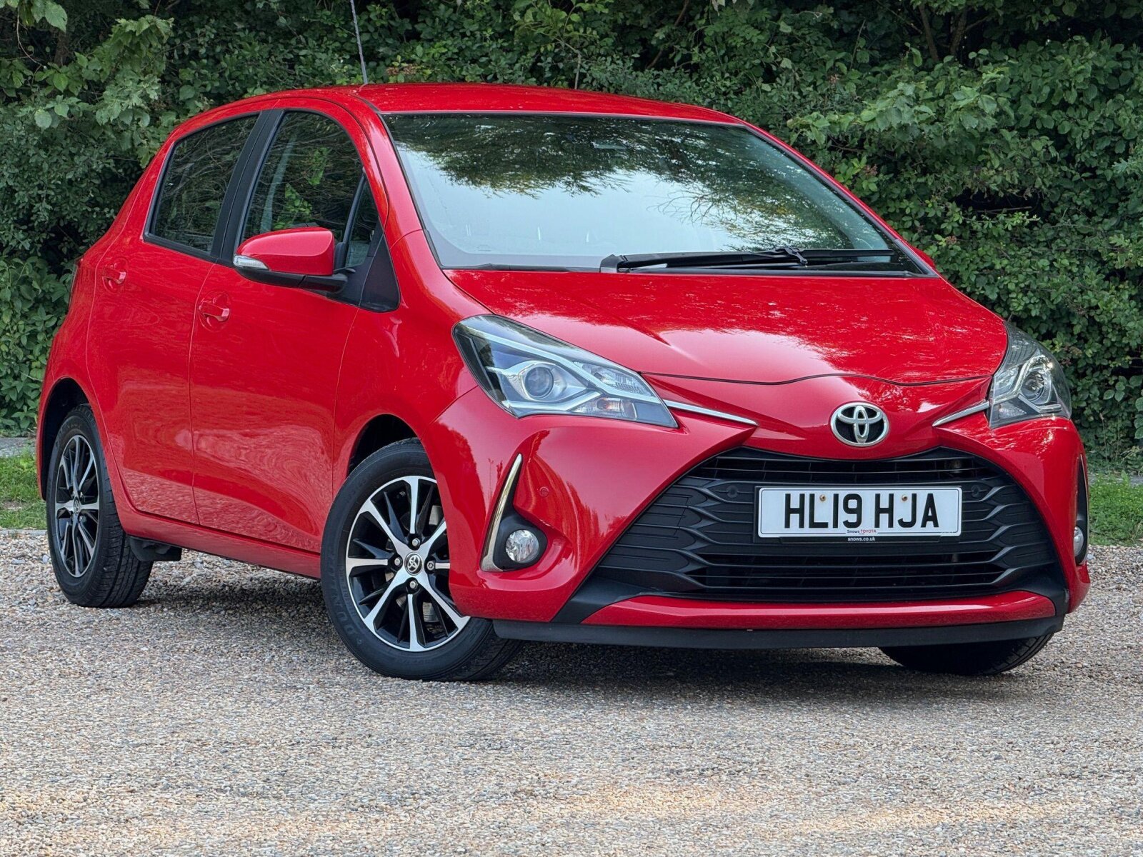 Main listing image - Toyota Yaris